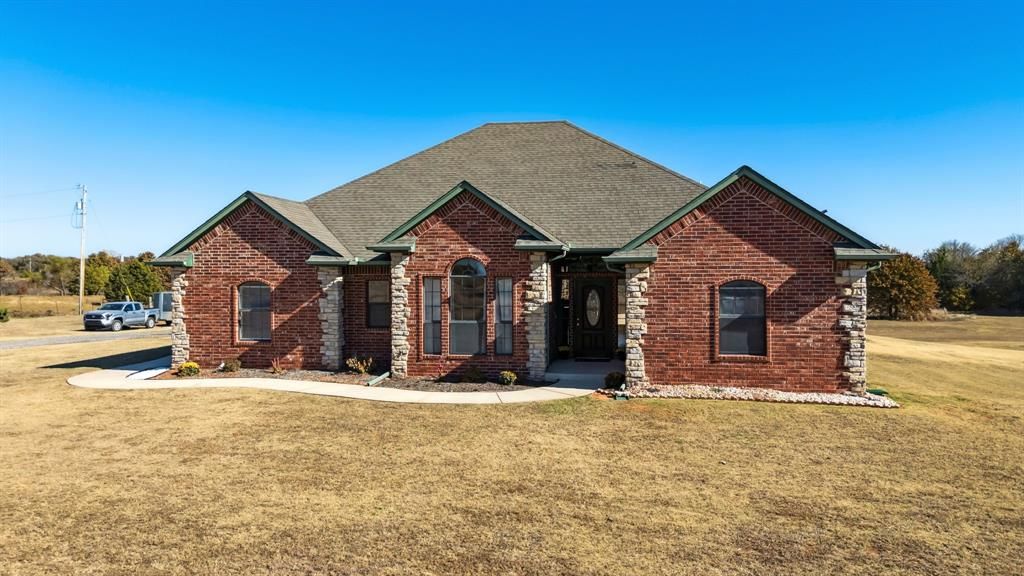2421 County Street 2960, Blanchard, OK 73010
