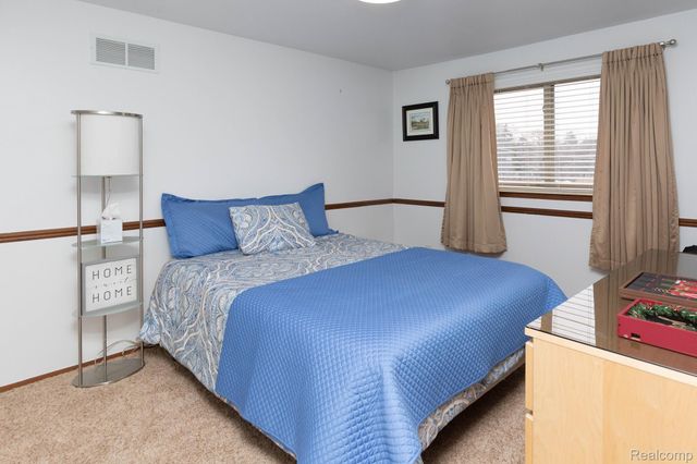 11580 Spicer Drive, Plymouth, MI 48170