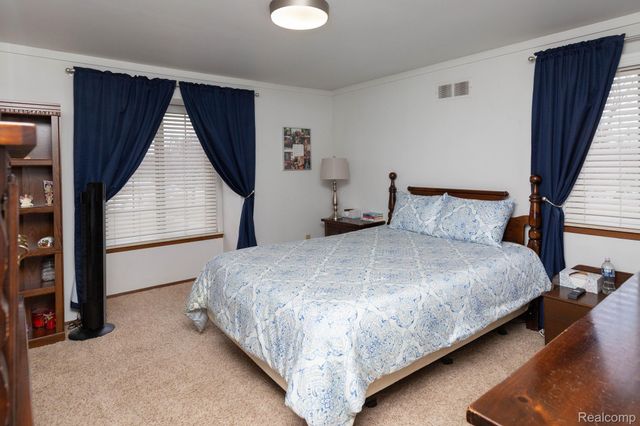 11580 Spicer Drive, Plymouth, MI 48170