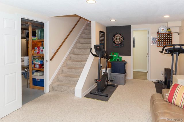 11580 Spicer Drive, Plymouth, MI 48170