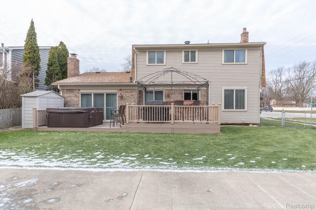 11580 Spicer Drive, Plymouth, MI 48170