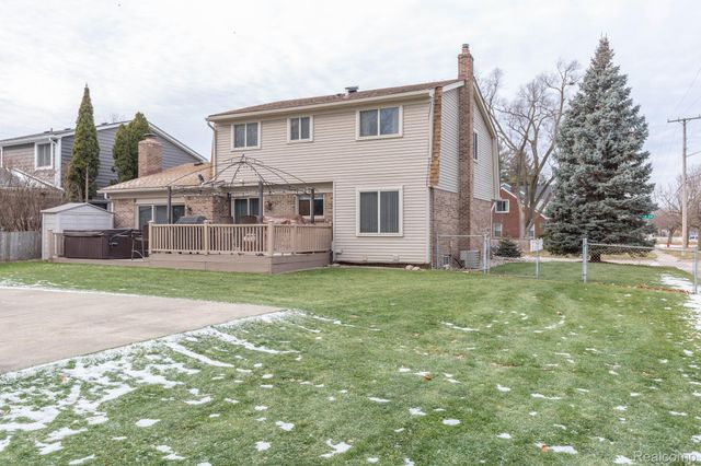 11580 Spicer Drive, Plymouth, MI 48170