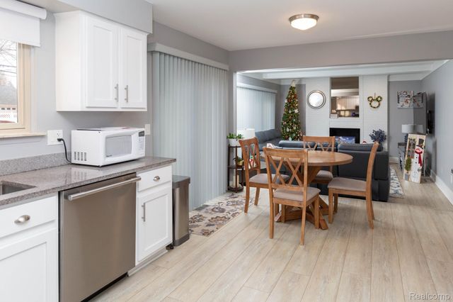 11580 Spicer Drive, Plymouth, MI 48170