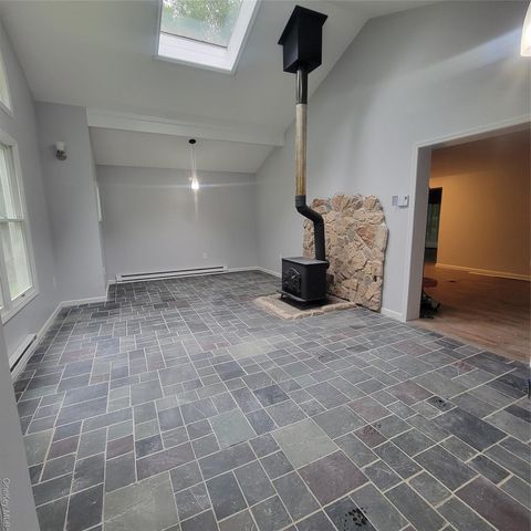 21 Browns Road, Livingston Manor, NY 12758