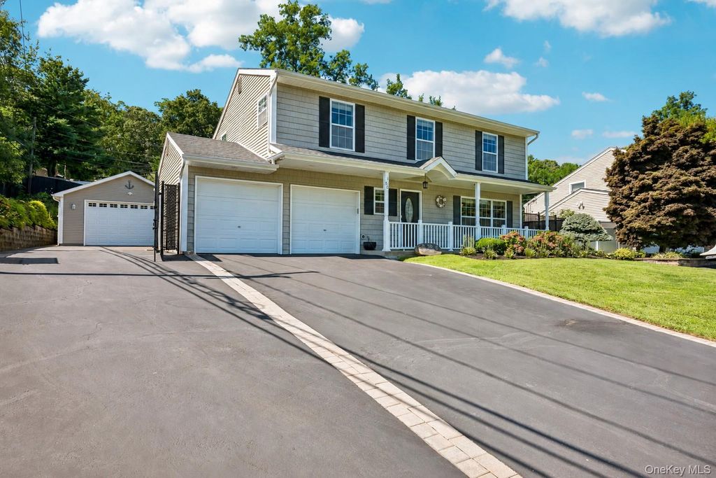 50 Gristmill Drive, Kings Park, NY 11754 — photo 2