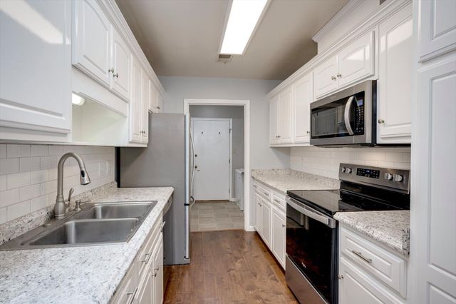 614 Clarendon Place, Aiken, SC 29801