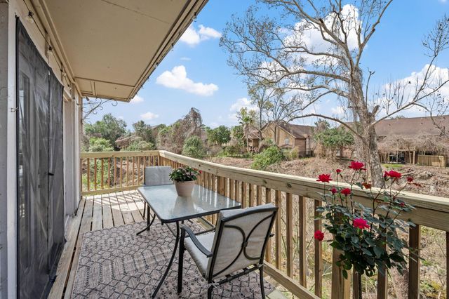 8211 Katy Freeway 44, Houston, TX 77024