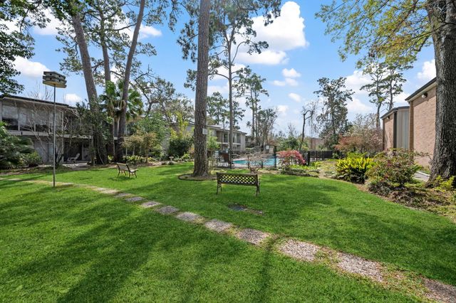 8211 Katy Freeway 44, Houston, TX 77024