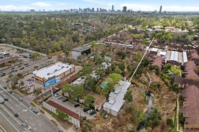 8211 Katy Freeway 44, Houston, TX 77024