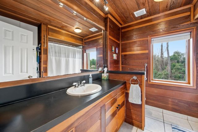 8211 Katy Freeway 44, Houston, TX 77024