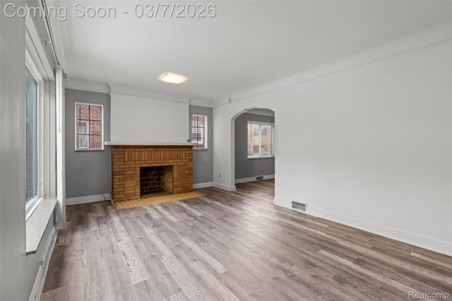 16825 Manor Street, Detroit, MI 48221