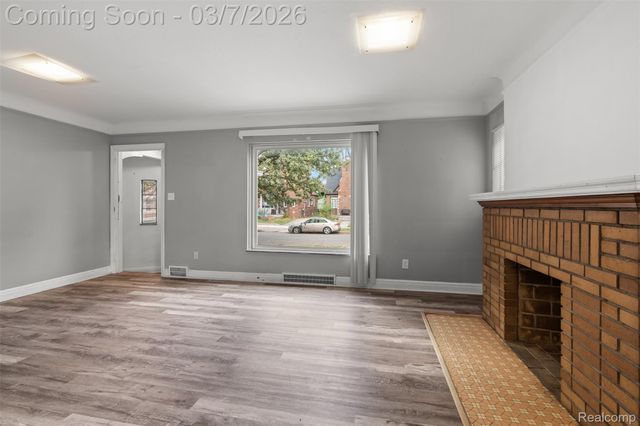 16825 Manor Street, Detroit, MI 48221