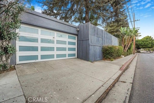 1301 N Orange Grove Avenue, West Hollywood, CA 90046