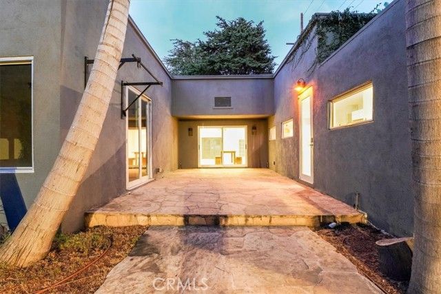 1301 N Orange Grove Avenue, West Hollywood, CA 90046