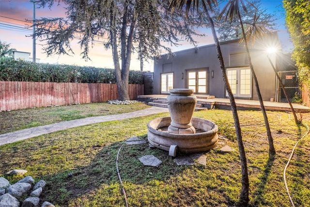 1301 N Orange Grove Avenue, West Hollywood, CA 90046