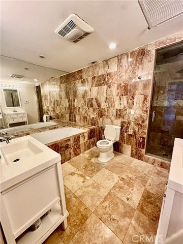 1301 N Orange Grove Avenue, West Hollywood, CA 90046