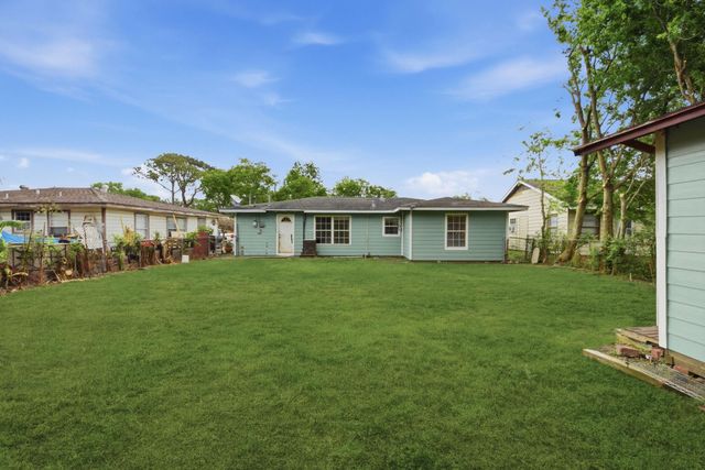 609 Jennings Street, Texas City, TX 77590