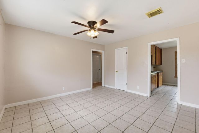 609 Jennings Street, Texas City, TX 77590