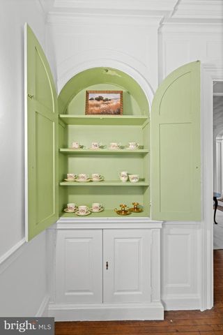 111 E MONTGOMERY AVE, Ardmore, PA 19003