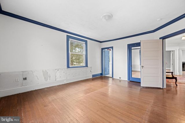 111 E MONTGOMERY AVE, Ardmore, PA 19003