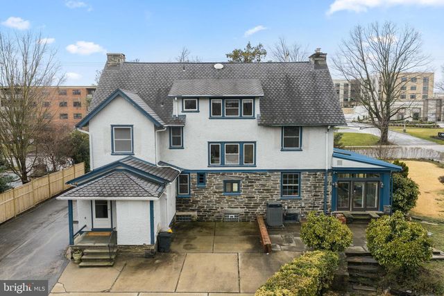 111 E MONTGOMERY AVE, Ardmore, PA 19003