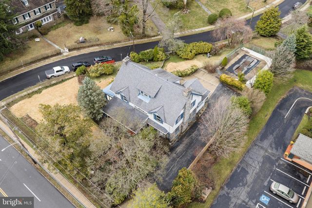 111 E MONTGOMERY AVE, Ardmore, PA 19003