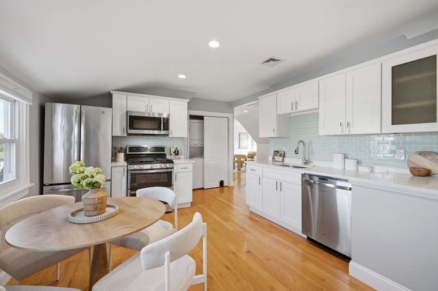 11 Hicks Avenue 3, Medford, MA 02155