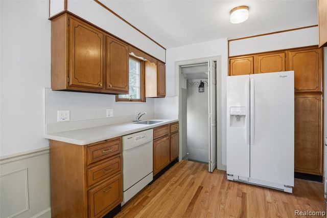 2815 Vassar Street, Dearborn, MI 48124