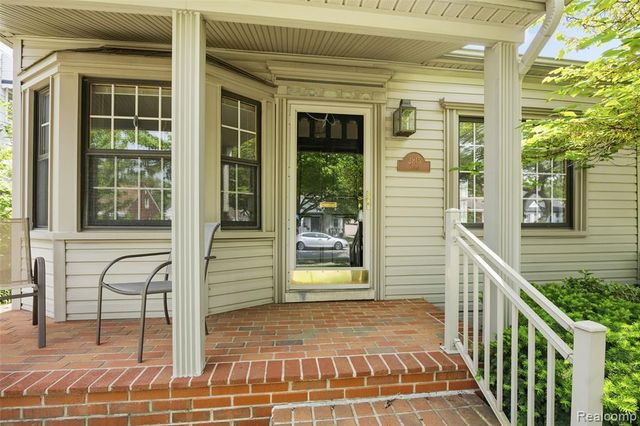 2815 Vassar Street, Dearborn, MI 48124