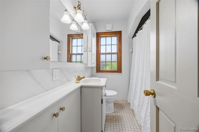 2815 Vassar Street, Dearborn, MI 48124