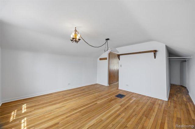 2815 Vassar Street, Dearborn, MI 48124