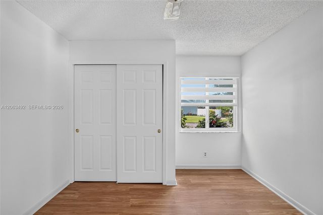 725 NW 49th Ave, Coconut Creek, FL 33063