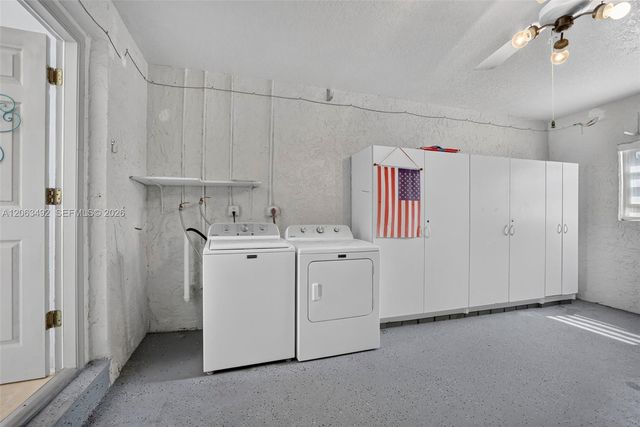 725 NW 49th Ave, Coconut Creek, FL 33063