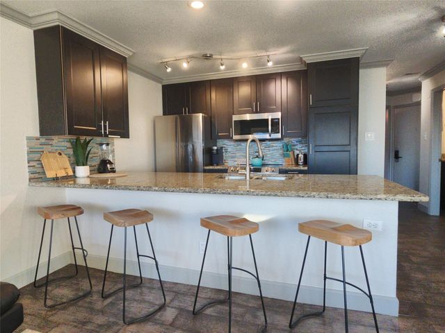 9520 Seawall Boulevard 323, Galveston, TX 77554