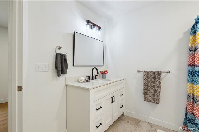 14434 Louisa Drive, Van Buren, MI 48111