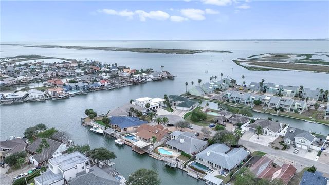 14330 Bluefish St, Corpus Christi, TX 78418