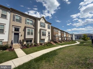 22030 LONGSPUR ALY, Clarksburg, MD 20871