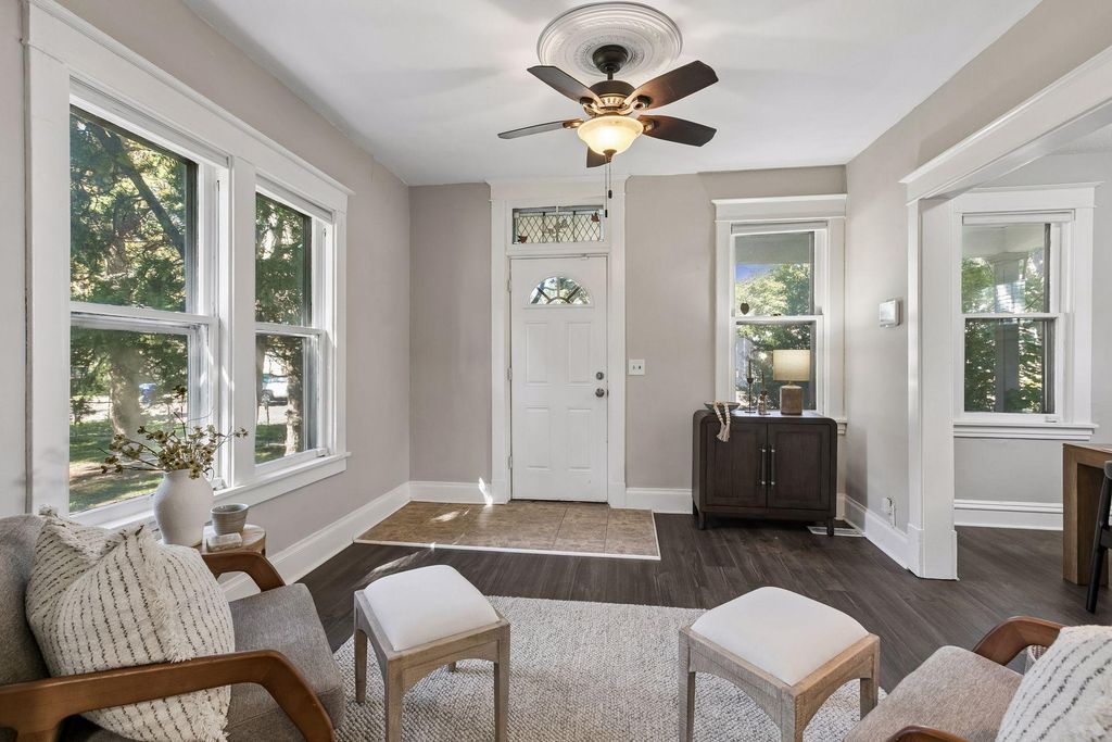 894 Euclid Street, Saint Paul, MN 55106 — photo 4