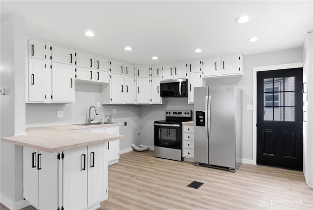 1173 Stewart Avenue, Xenia, OH 45385