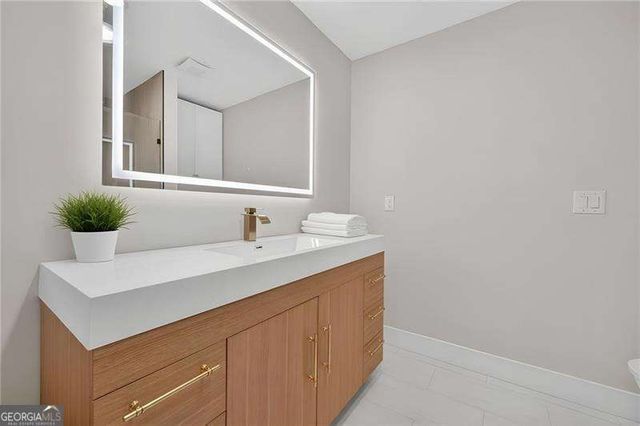 2800 S Clark Drive, Atlanta, GA 30344
