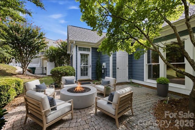 5909 Fitzwilliams Lane, Charlotte, NC 28270