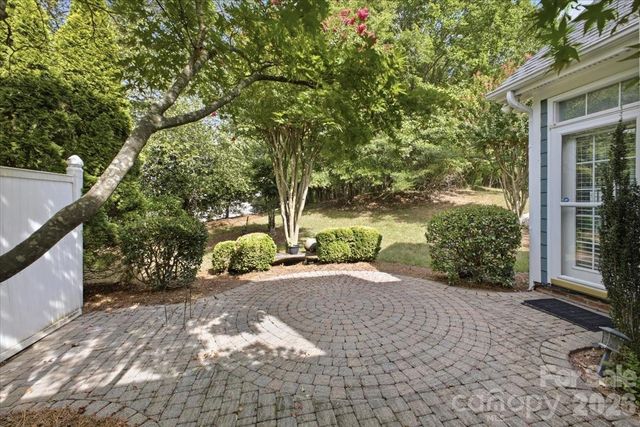5909 Fitzwilliams Lane, Charlotte, NC 28270