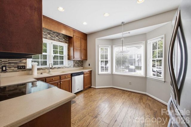 5909 Fitzwilliams Lane, Charlotte, NC 28270