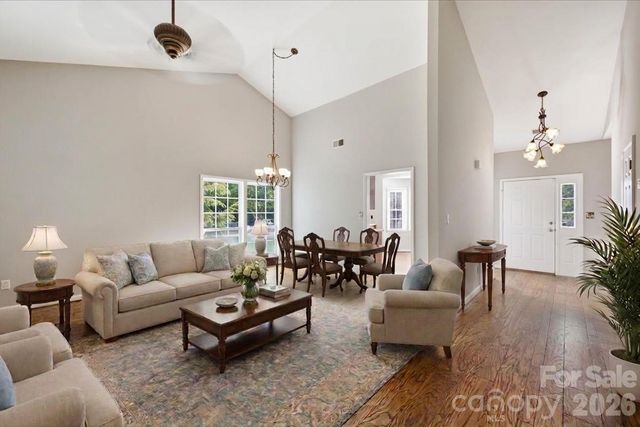 5909 Fitzwilliams Lane, Charlotte, NC 28270