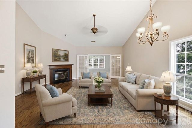 5909 Fitzwilliams Lane, Charlotte, NC 28270