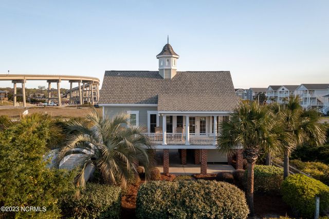 595 S Seascape Boulevard SW, Supply, NC 28462