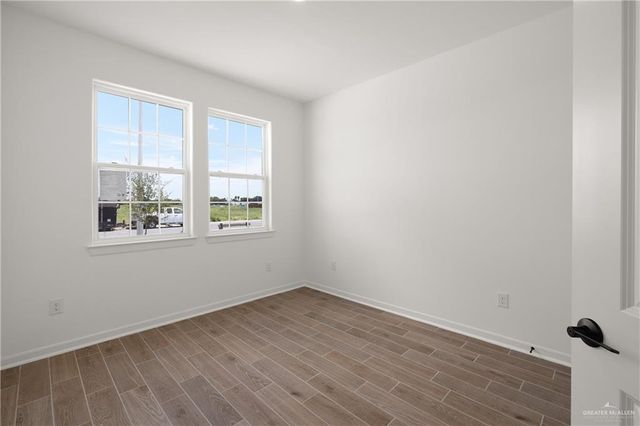 1420 E Silos Avenue, Edinburg, TX 78542