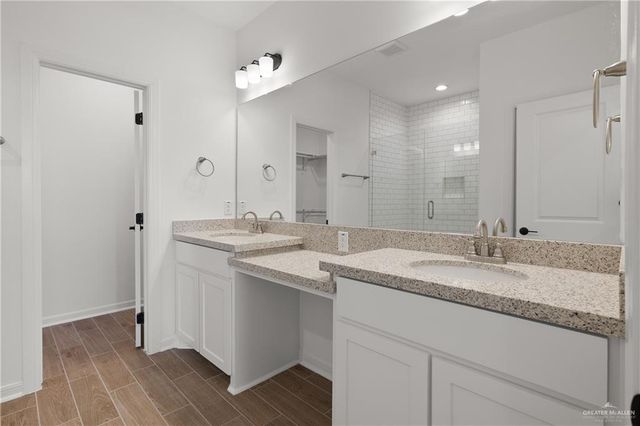 1420 E Silos Avenue, Edinburg, TX 78542