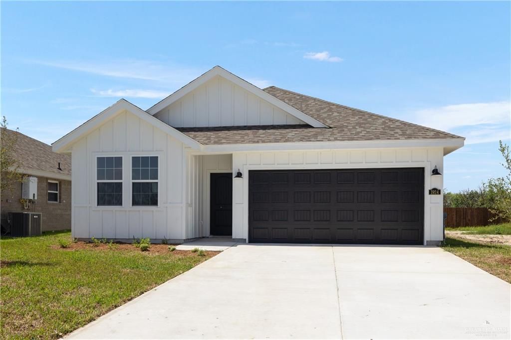 1420 E Silos Avenue, Edinburg, TX 78542