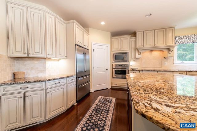 2084 PIPER WAY, Keswick, VA 22947